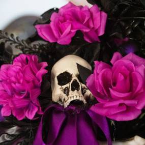 15-In. Halloween Bouquet Decoration Piece with Black and Pink Flowers and Skull - Haunted Hill Farm HHBOQSKL-1